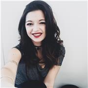 Étudiante en Droit, actuellement en service civique dans une école primaire